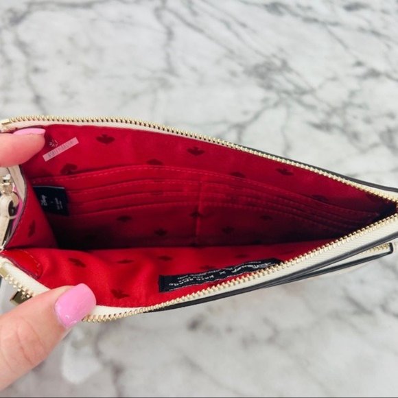 Kate Spade X Disney Tigger Large Wristlet Wallet Clutch - Picture 9 of 13